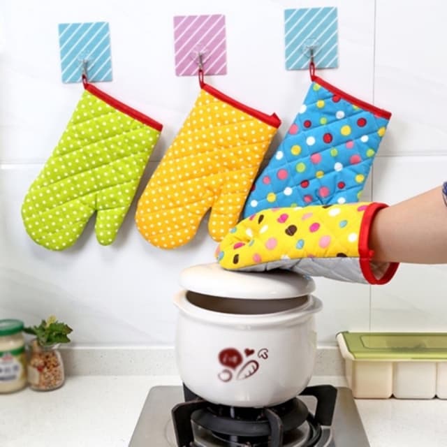 Double Layer Heat Proof Oven Gloves Pair
